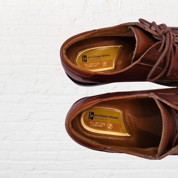 Dockers Men's Size 10 Brown Leather Square Toe Oxfords with Comfort Heels - Picture 9 of 13